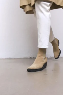 Cph236 Suede><noscript><img width=