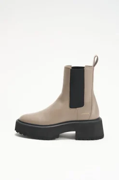 Cph683 Vitello><noscript><img width=