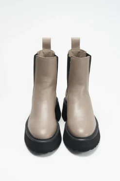 Cph683 Vitello><noscript><img width=